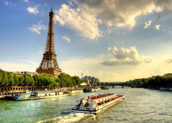 Péniche Parisienne : Combien coûte une location ?