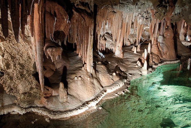 Quelles sont les plus belles grottes des Pyrénées Orientales ?